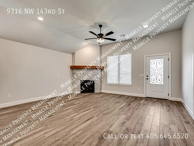 9316 NW 143rd St — Photo 8