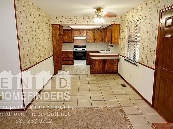 4th image of 5313 Parkwood Ave