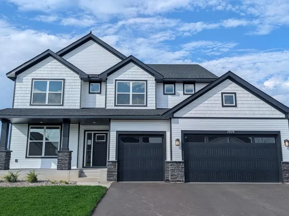 7970 41st St N, Oakdale, MN 55128