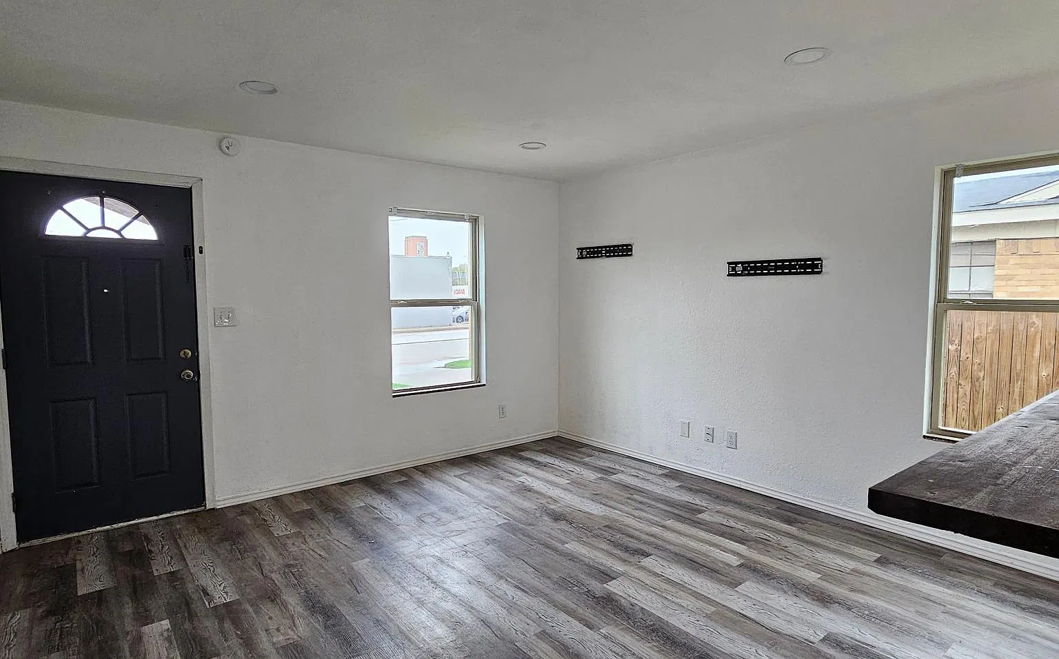 2 bed, 765 sqft, $1,000 — Photo 4