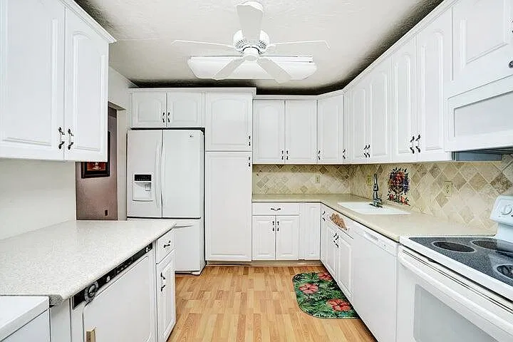 2 bed, 2.0 bath, 1661 sqft, $6,500 — Photo 4