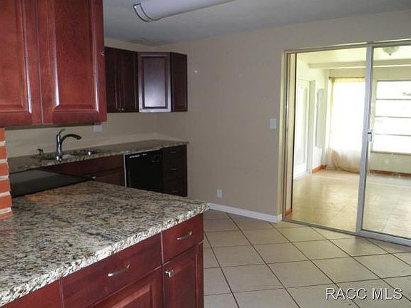 4th image of 3595 W Cypress Dr