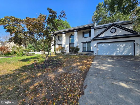 1 Radcliff Ct