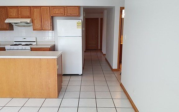 5th image of 2738 S Wentworth Ave APT 4E