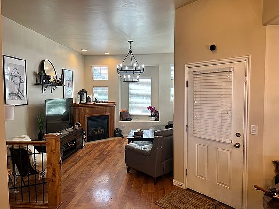 5th image of 4331 N Chestnut Oak Dr