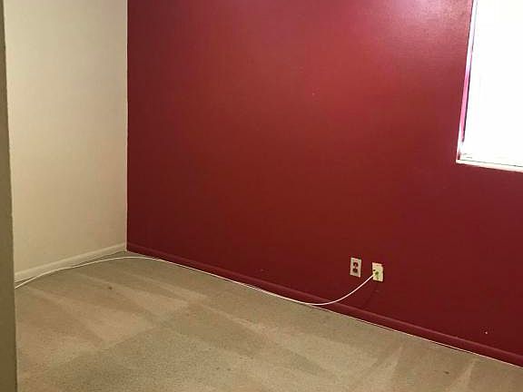 4th image of 2461 Quail Ave