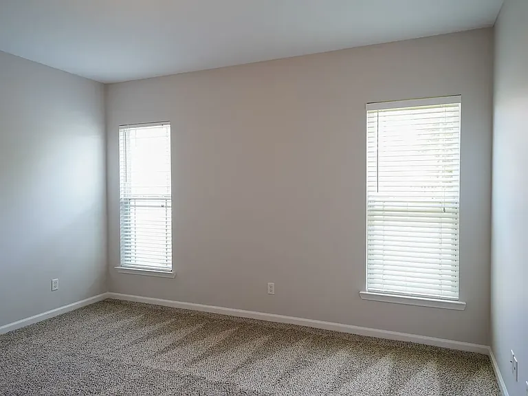 8 Woods Way — Photo 14