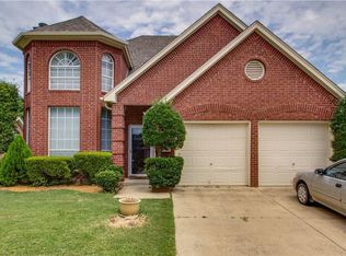 3147 Waterside Dr, Arlington, TX 76012