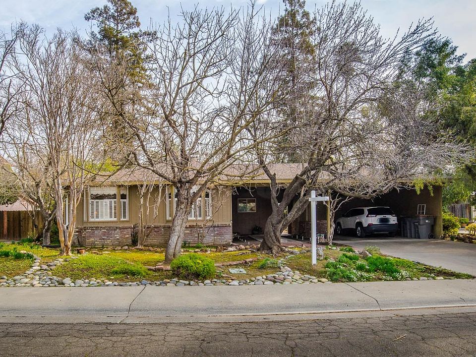 1st image of 907 Greenwood Dr