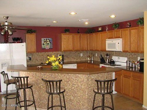 3rd image of 16409 W Honeysuckle Dr