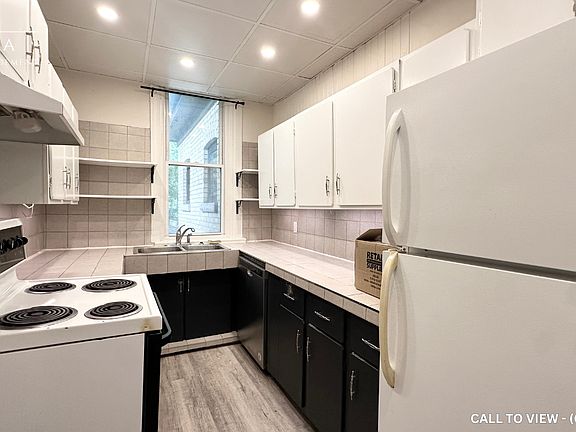 2nd image of 600 Dufferin Ave #1