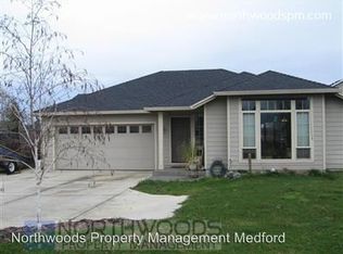 2369 Stonefield Way, Medford, OR 97501