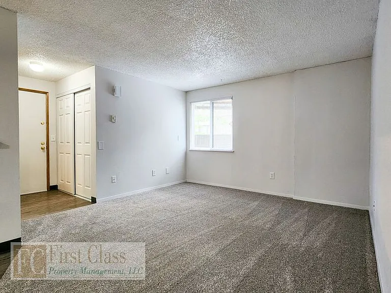 4838 SW Murray Blvd — Photo 5