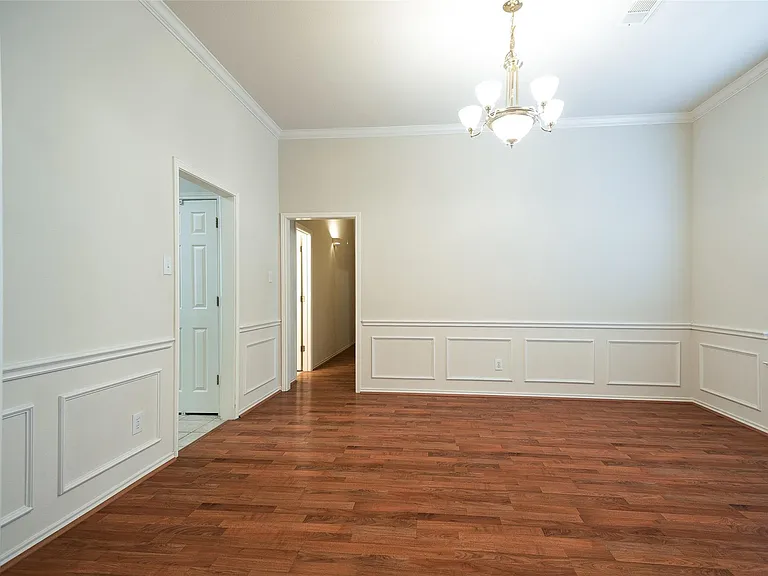 7004 Childrens Way — Photo 10