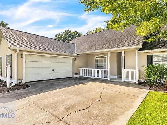 2nd image of 176 Shady Oak Cir