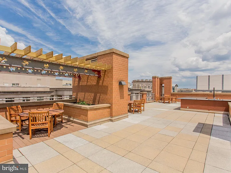 631 D St NW #336 — Photo 27
