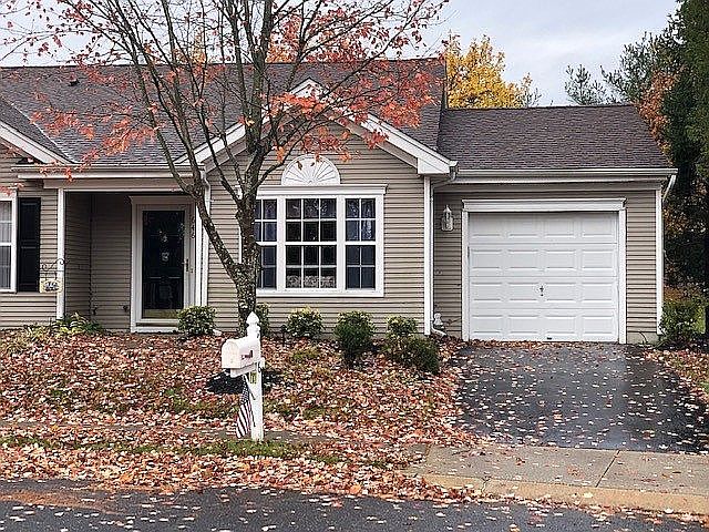 1st image of 646 Chancery Ln #41