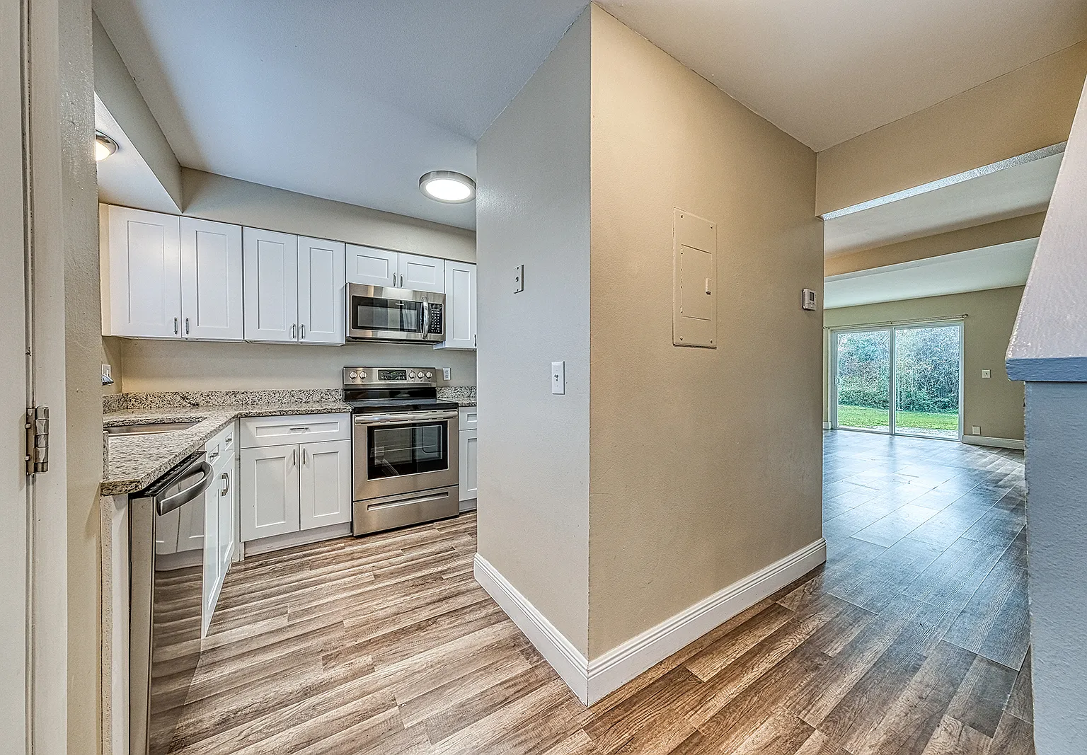 283 Gardner Lane # D - 1 — Photo 2
