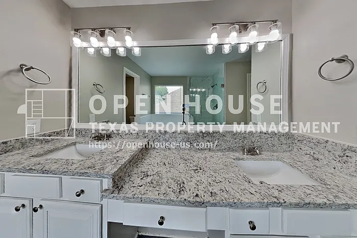 823 Portsmouth Dr — Photo 13