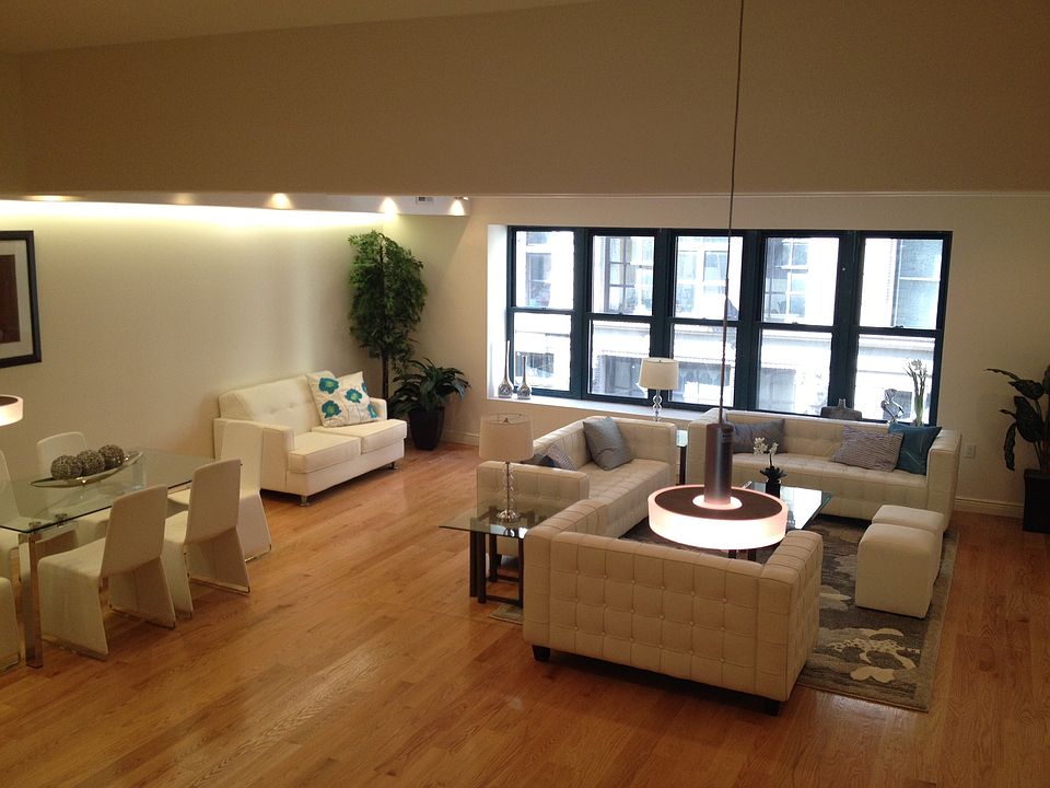 1st image of 11 E 17th St APT 4