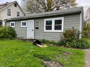 1555 E 172nd St, Cleveland, OH