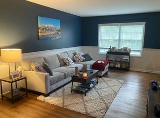 32 Colonial Village Dr, Hillsdale, NJ 07642