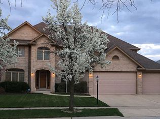 14935 Landings Ln, Oak Forest, IL