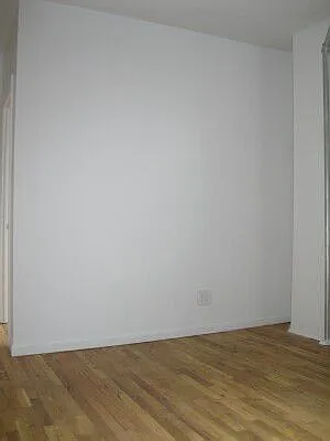 Rented by Tower Brokerage | media 30