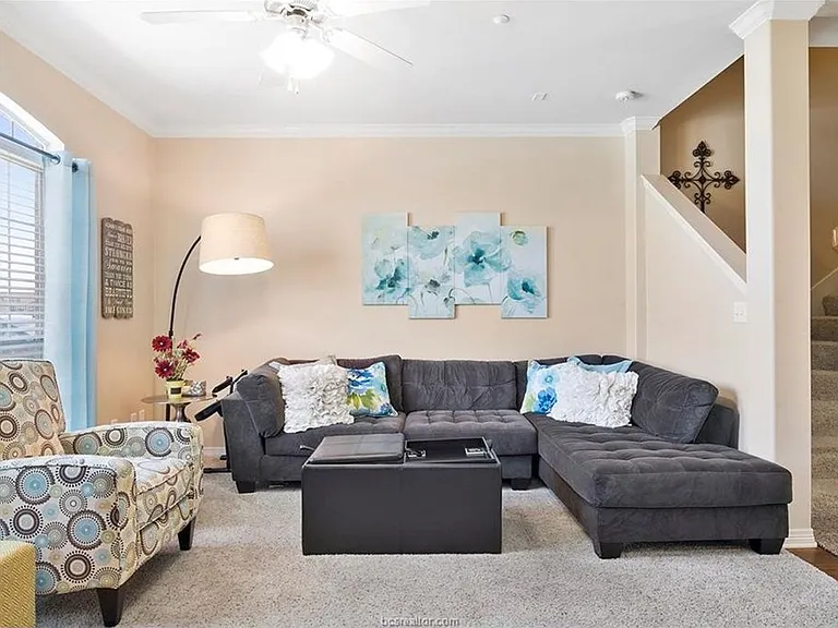 305 Holleman Dr E #1203 — Photo 2