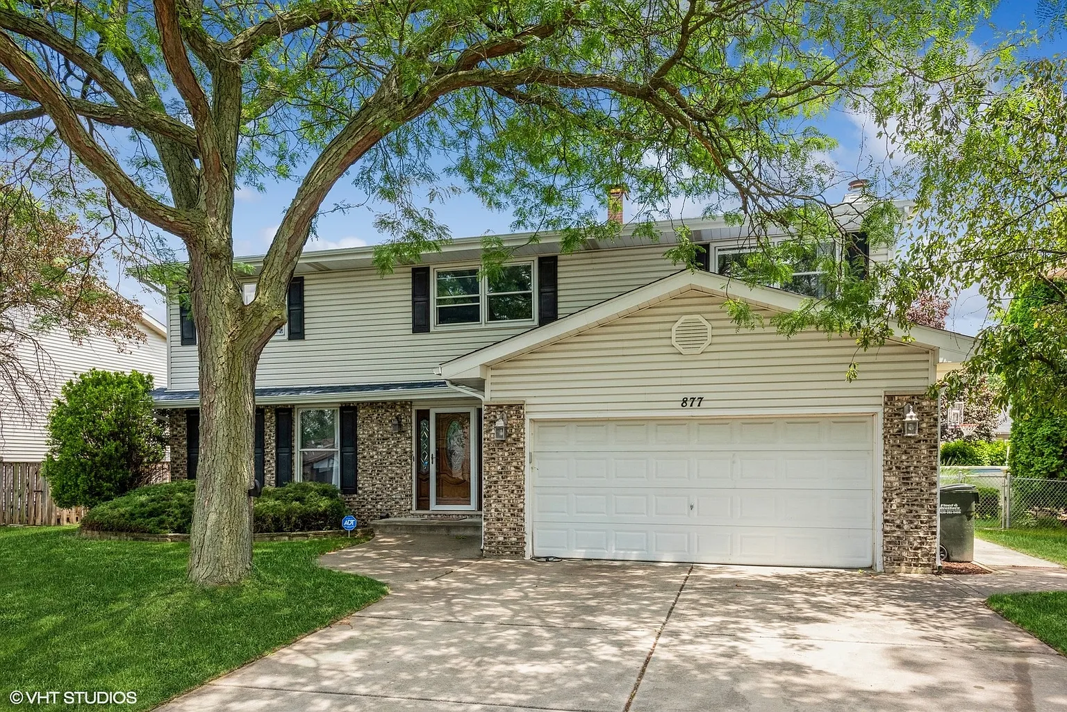 877 Papoose Ct photo 1