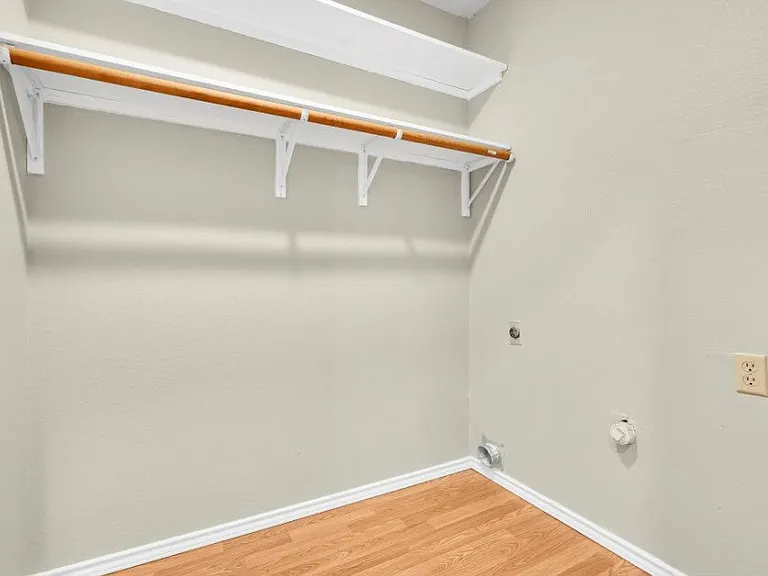 2609 Timberview Cir — Photo 17