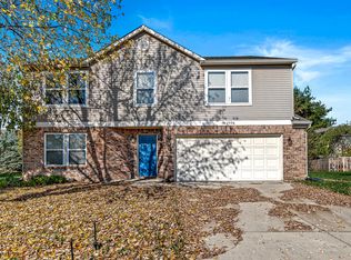 12996 Pleasant View Ln, Fishers, IN 46038