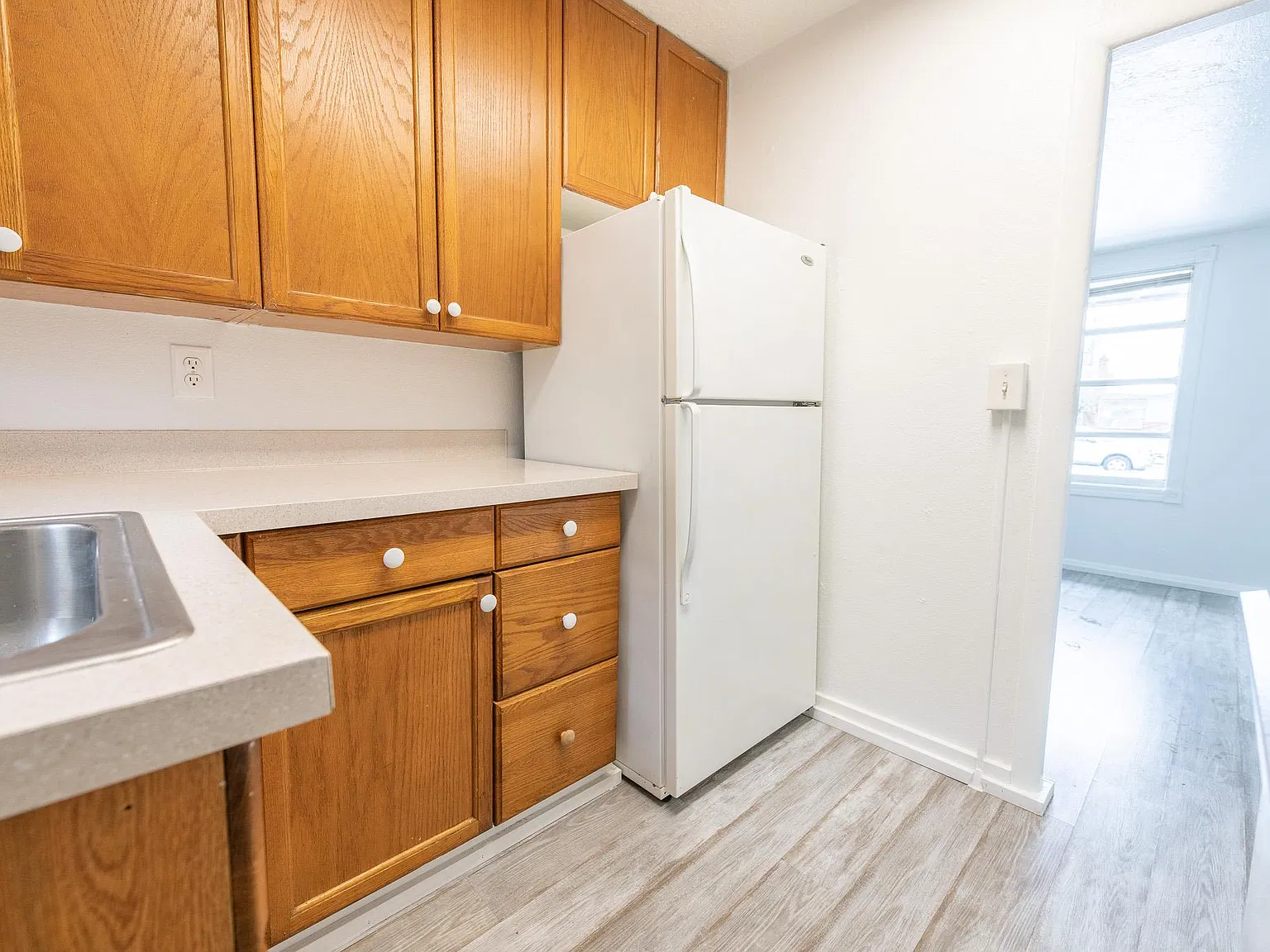 1 bed, 600 sqft, $1,095 — Photo 3