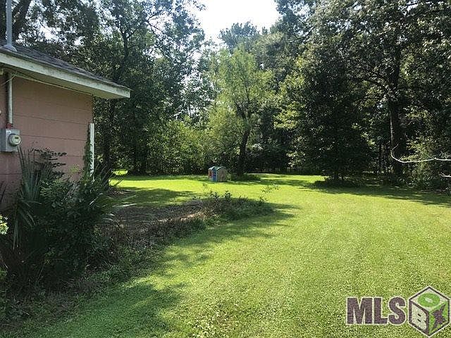 2nd image of 10844 White Oak Dr