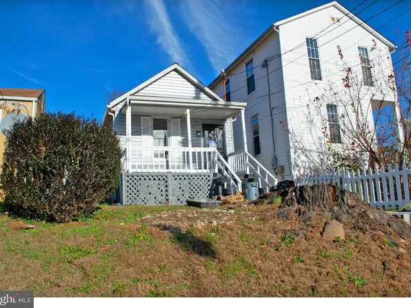 837 Eastern Ave, Capitol Heights, MD 20743