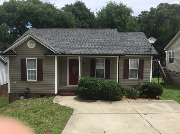 355 Splicewood Dr SW, Concord, NC 28027