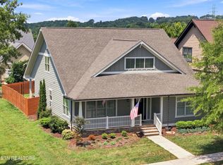 484 Bobcat Run Dr, Loudon, TN 37774