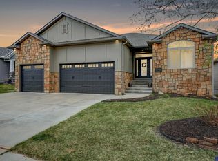 9700 Del Rio Dr, Lincoln, NE 68516