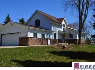 525 S 1st St, Winneconne, WI 54986