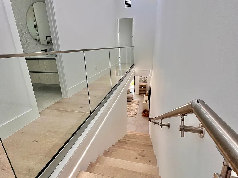 300 SW 7th St #A — Photo 6