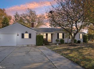 617 Orchard Way, Mount Laurel, NJ 08054