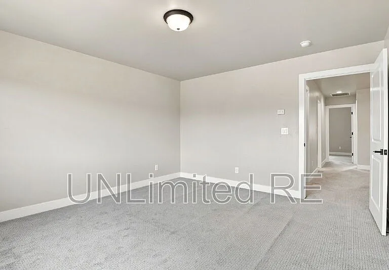 12249 Curtis Ct — Photo 20