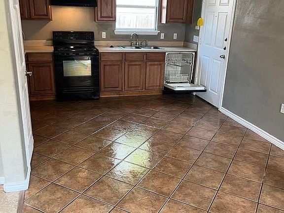 2nd image of 4511 Blue Meadow Dr
