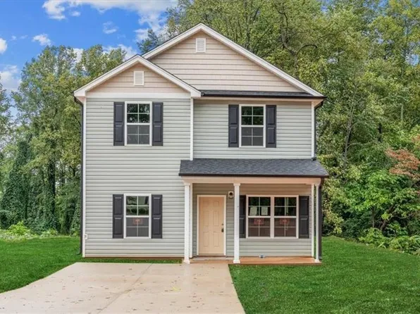 3350 Cardinal St, Winston Salem, NC 27105