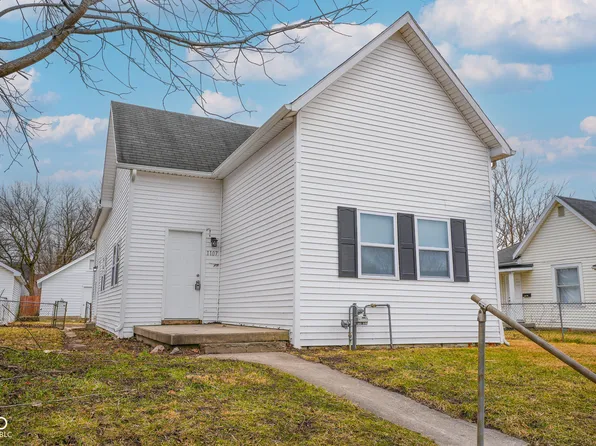 1107 W 3rd St, Anderson, IN 46016