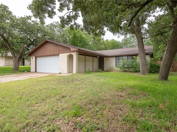 1418 Magnolia Dr, College Station, TX 77840