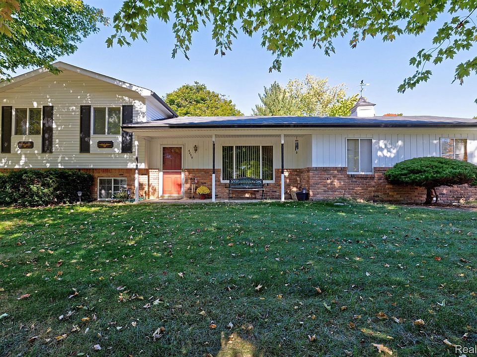 1st image of 4059 Lake Knolls Dr