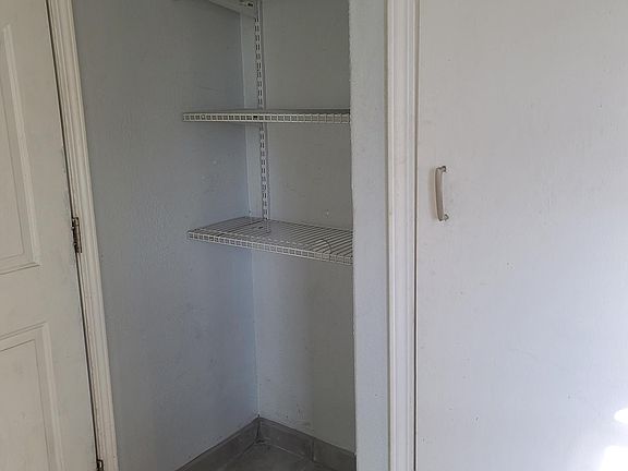 3rd image of 1362 N Sepulveda Ave