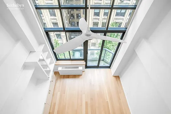 Rented by Sotheby's International Realty | media 10