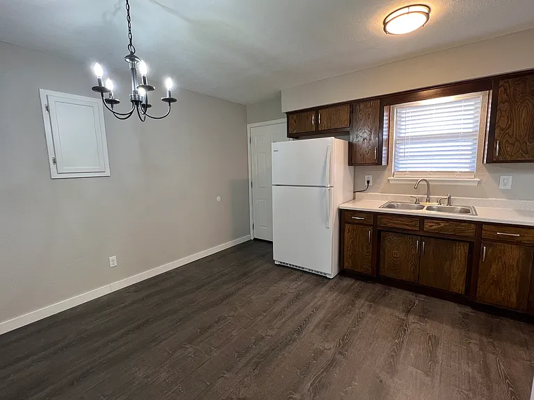 2725 N 155th Ter #2725 — Photo 4